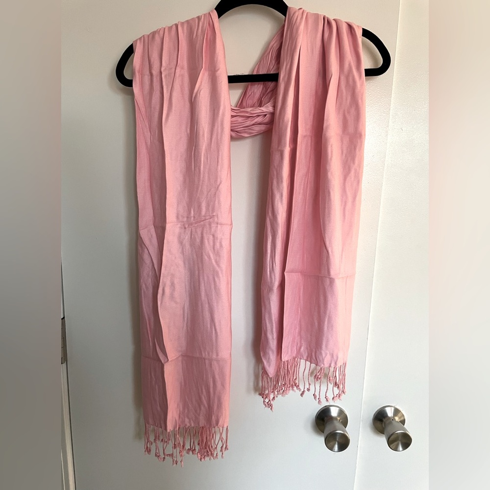 Long pink scarf with tassels